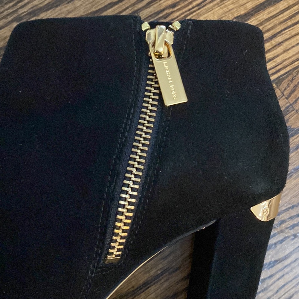 Michael Kors suede ankle boots size 5.5 - Picture 8 of 9